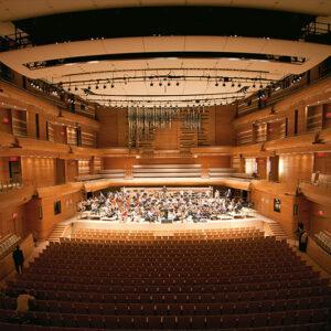 Vue de la salle de concert avec mesures acoustiques