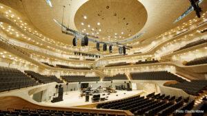 leerer Konzertsaal der Elbphilharmonie Hamburg