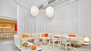 Acoustic and visual separation of kitchenette and quiet zone in open-plan office