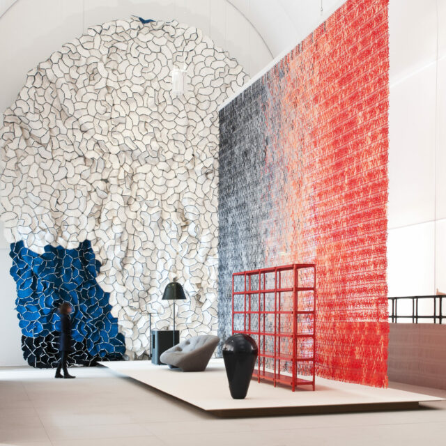 Vista de la exposición "Momentané", Ronan & Erwan Bouroullec, Museo de Artes Decorativas de París